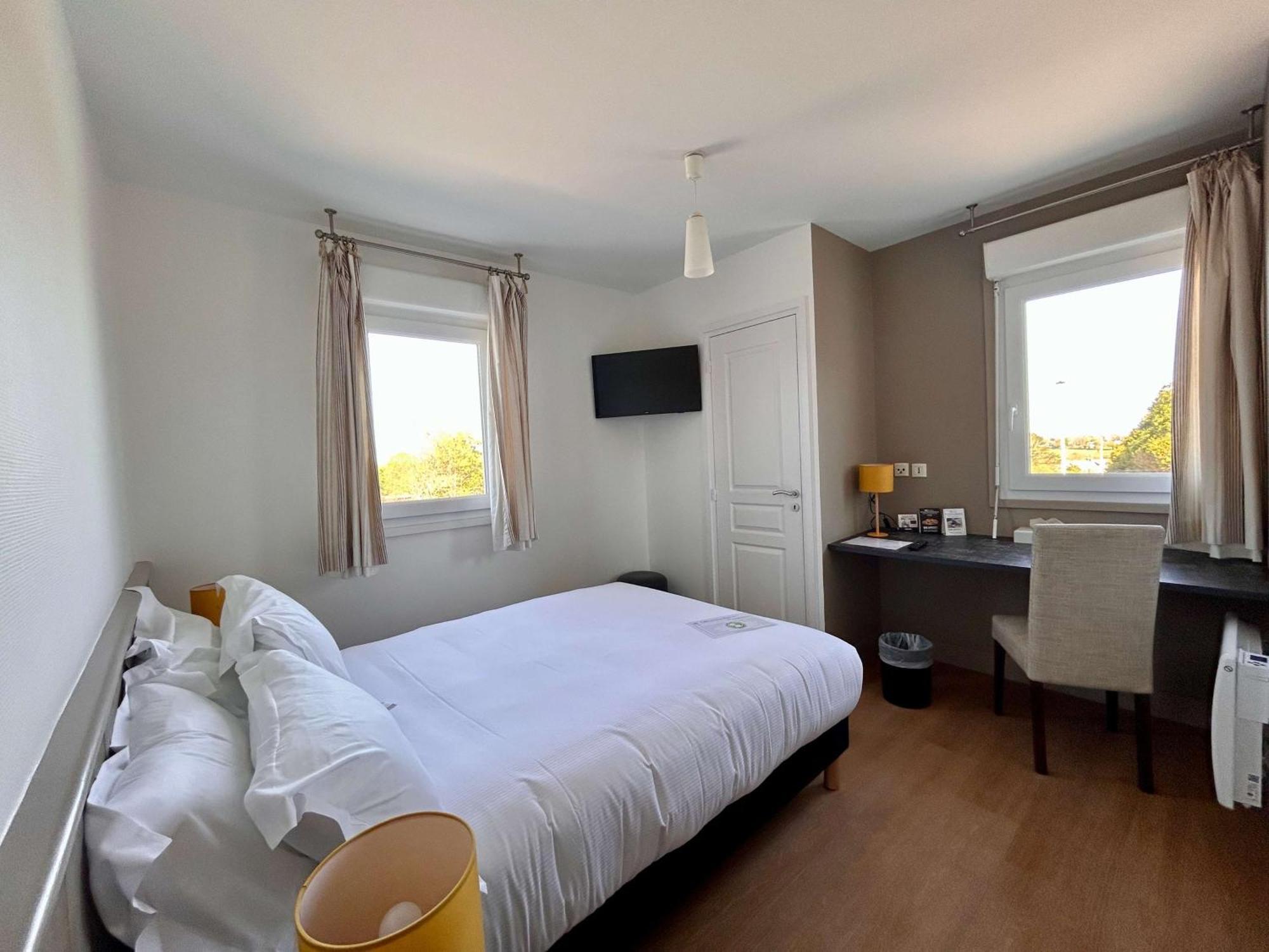 Brit Hotel Lannion-Perros Guirec Exterior photo