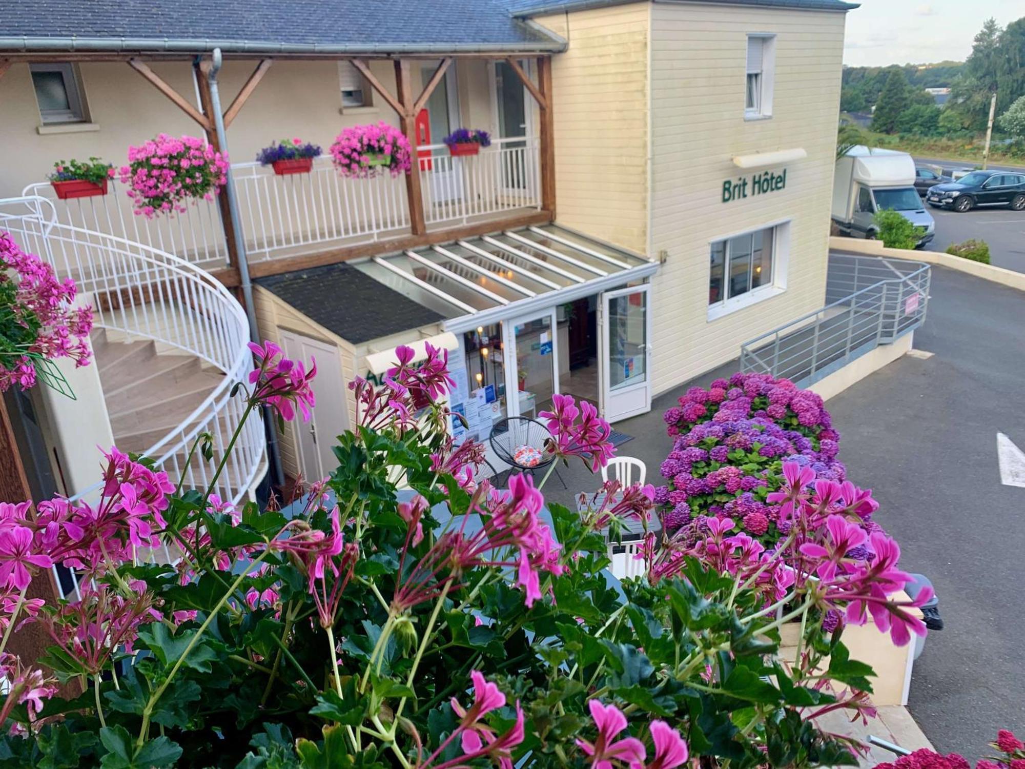 Brit Hotel Lannion-Perros Guirec Exterior photo