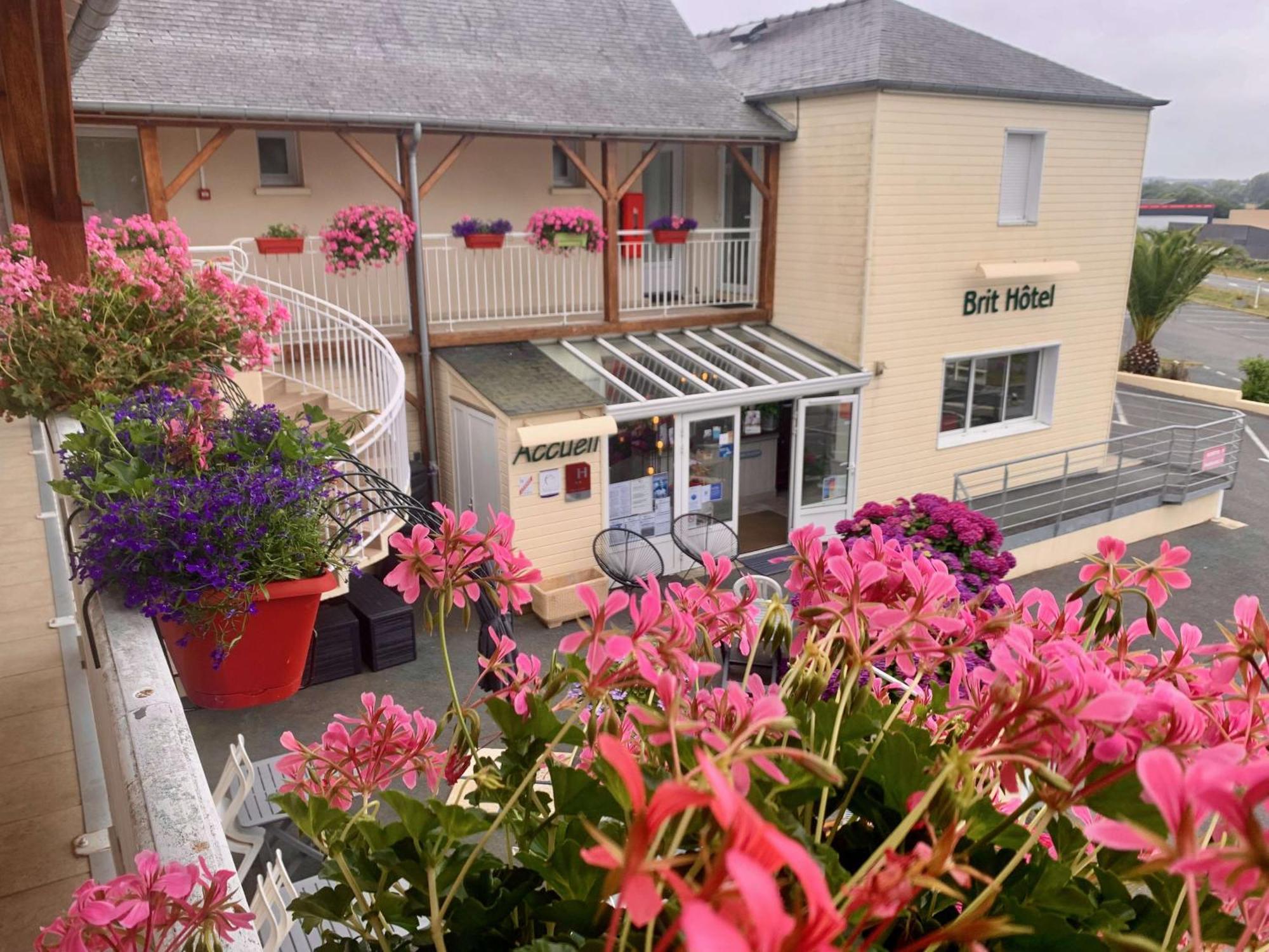 Brit Hotel Lannion-Perros Guirec Exterior photo