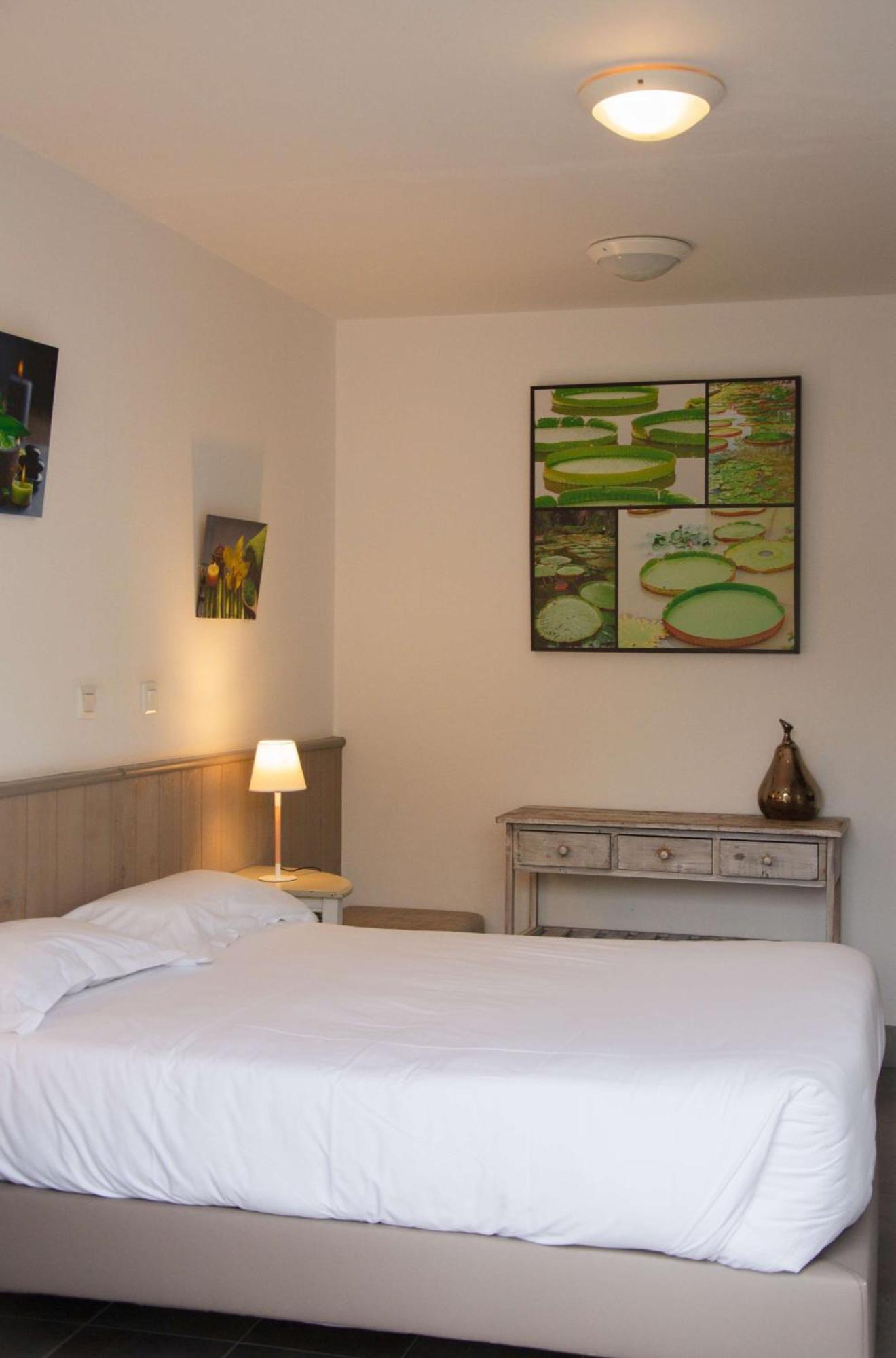 Brit Hotel Lannion-Perros Guirec Exterior photo