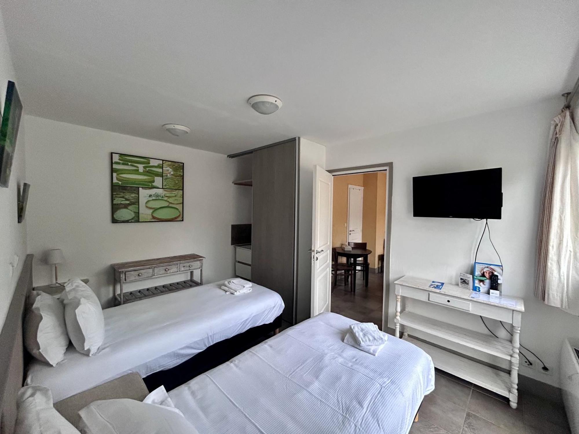 Brit Hotel Lannion-Perros Guirec Exterior photo