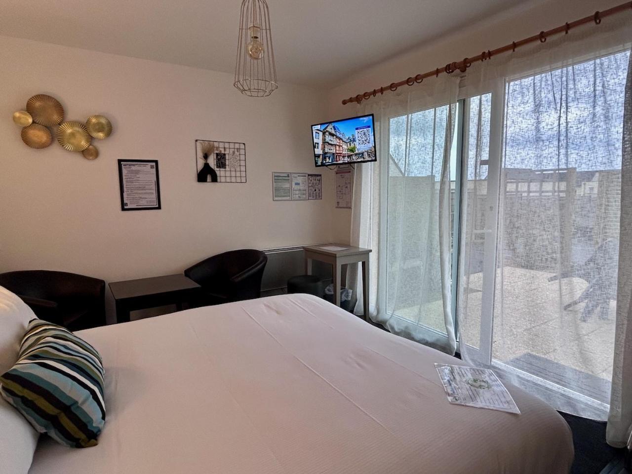 Brit Hotel Lannion-Perros Guirec Exterior photo