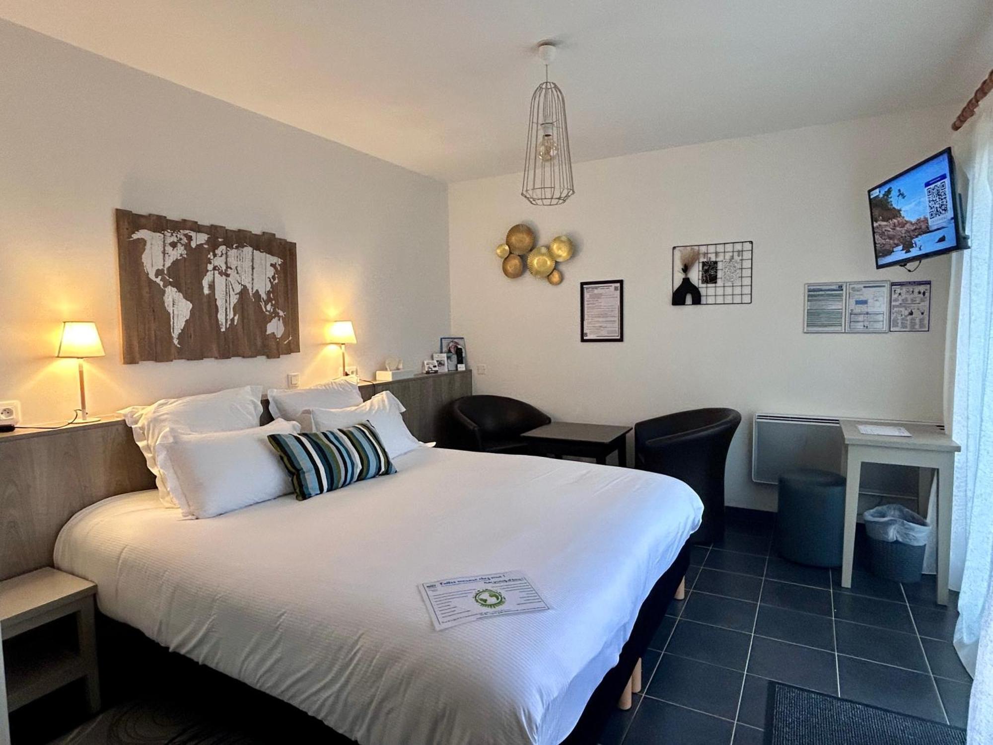 Brit Hotel Lannion-Perros Guirec Exterior photo